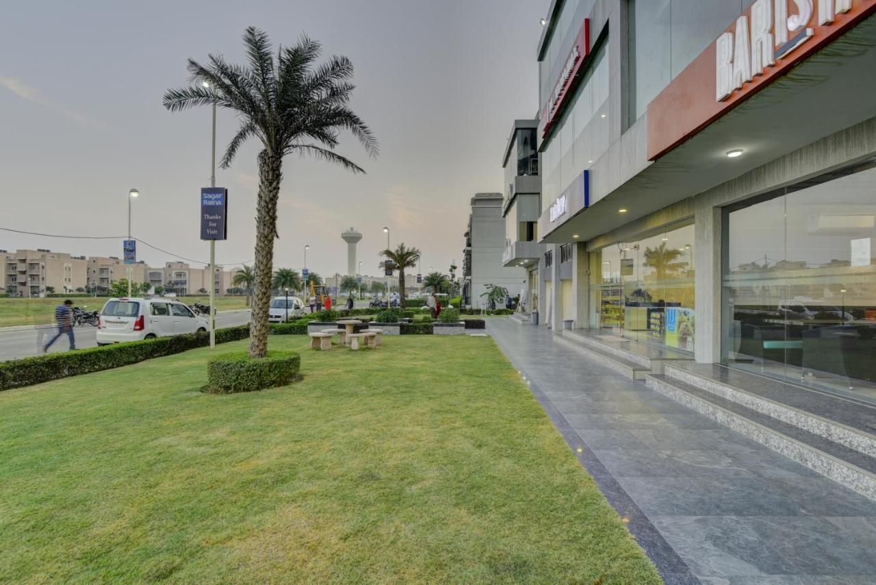 Country Inn Hotels & Resorts Vrindāvan מראה חיצוני תמונה