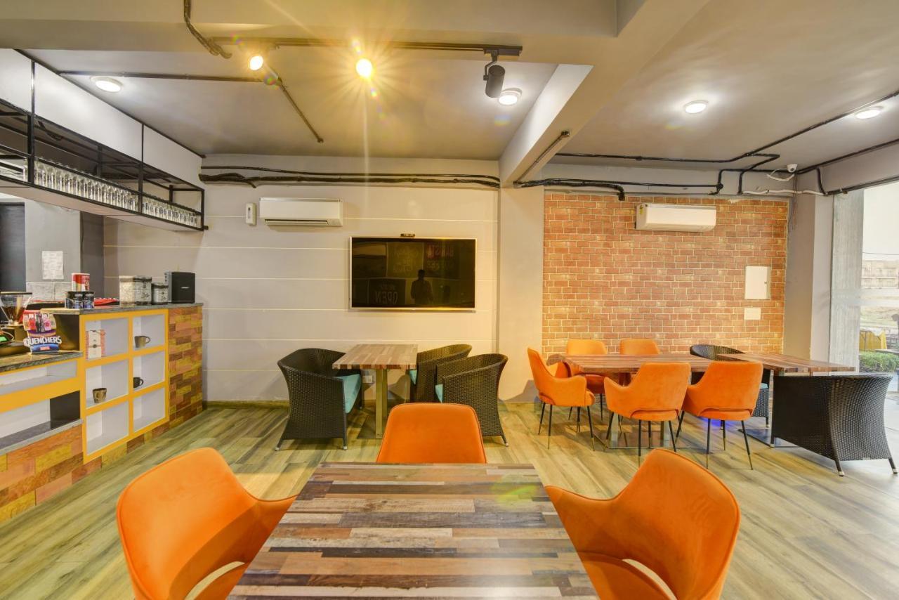 Country Inn Hotels & Resorts Vrindāvan מראה חיצוני תמונה